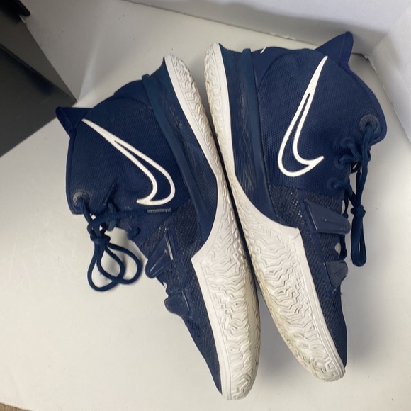Nike Kyrie 7 TB Midnight Navy White Men’s Sneakers Size 9.5 (DA7767-402) main image 5